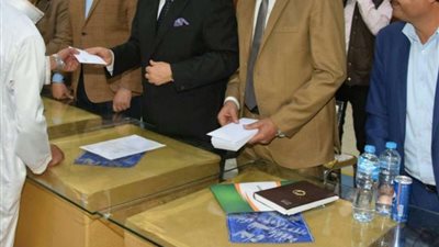 تكريم عدد من حفظة القرآن والمتفوقين ببني سويف