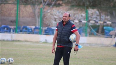 المدير الفني للشمس : لا بديل عن الثلاث نقاط أمام بورتو