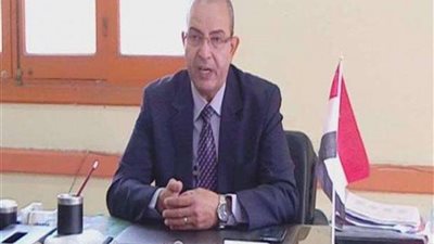 وكيل تعليم بورسعيد يجتمع بالمديرين العمومين والإدارات لحصر بيانات العاملين