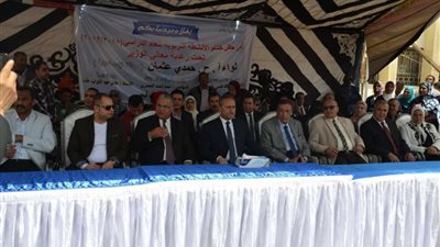 محافظ الإسماعيلية يشهد الاحتفال السنوي لمدرسة تكنولوجيا المعلومات