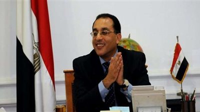 رئيس الوزراء يشدد على تشغيل النظام الإلكتروني قبل الامتحانات