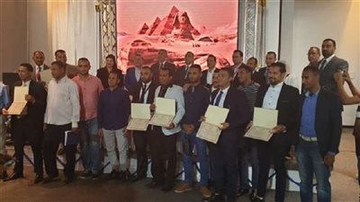 دورتين تدريبيتين لقائدى المركبات السياحية بالبحرالأحمر