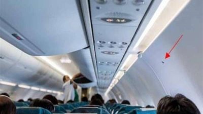بعد إثارتها للجدل.. هل تتجسس كاميرات مقاعد الطائرات على الركاب؟