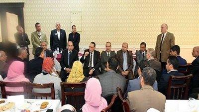 محافظ الشرقية يناشد المواطنين المشاركة في الاستفتاء