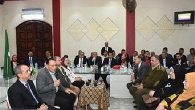 محافظ الشرقية يوجه بإزالة التعديات على الأرض الزراعية على نفقة المخالفين