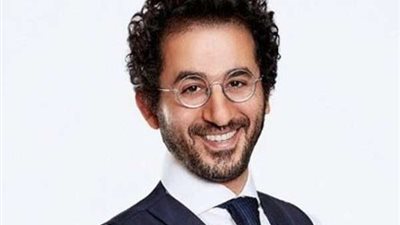 أحمد حلمي يشعل البخور خوفًا من الحسد عبر إنستجرام