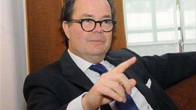 السفير الفرنسي بالقاهرة: حزن عميق بسبب حريق نوتردام.. ونشكر تضامن مصر