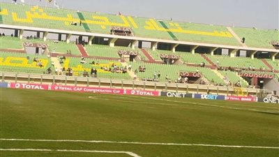 أمن السويس يوافق على طلب جماهير الزمالك بدخول مدرجات الثالثة يمين