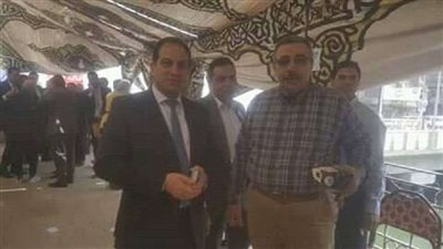 القائم بأعمال نقيب الصيادلة يدلي بصوته في انتخابات التجديد النصفي