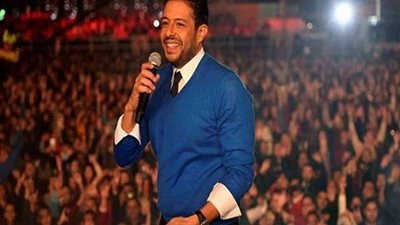 إقبال مكثف من طلبة جامعة القاهرة لحضور حفل محمد حماقي