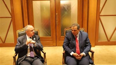 محمد سعفان ونظيره الأردني يبحثان توفيق أوضاع العمالة المصرية بعمان