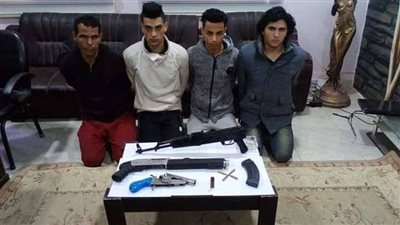 ضبط تشكيل عصابي تخصص في سرقة المساكن بالعبور