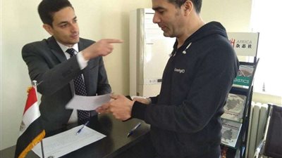 بالصور.. سفارة مصر بالصين تستقبل أبنائها للمشاركة في استفتاء الدستور