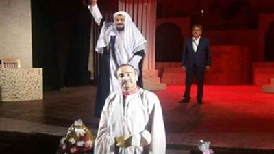 بالصور.. افتتاح مسرحية 