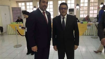 بالصور.. توافد المصوتون في الاستفتاء على التعديلات الدستورية في الكويت