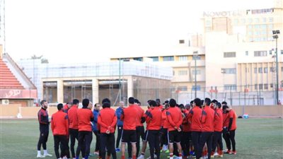 الأهلي يستأنف تدريباته استعدادًا للمصري