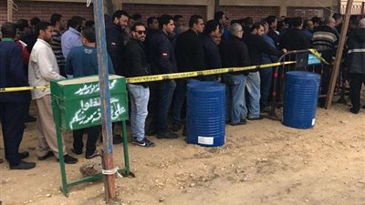 استمرار توافد المواطنين بالجان الإستفتاء ببورسعيد