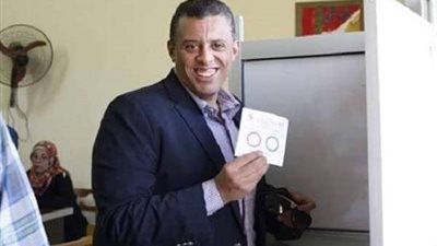 نائب رئيس حزب مستقبل وطن يدلي بصوته على التعديلات الدستورية