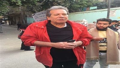 المخرج محمد مختار يدلي بصوته في مدرسة الزمالك القومية