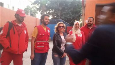يسرا تدلي بصوتها في كلية التربية الرياضية بالجزيرة |صور