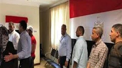 بدء توافد أبناء الجالية المصرية في السودان للمشاركة بالاستفتاء الدستوري