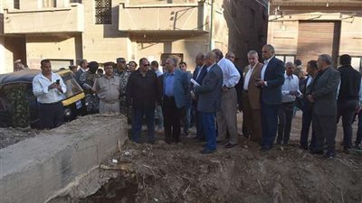 وزير الري ومحافظ الفيوم يتابعان مشكلة انسداد الصرف المغطى بالمحافظة