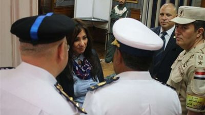 بالصور.. مدير أمن شرق القاهرة يتفقد مدرسة الشهيد مصطفى يسري عميرة