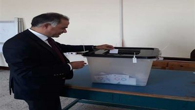سليمان وهدان يدلي بصوته في الاستفتاء على التعديلات الدستورية ببورسعيد