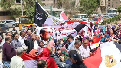 بالصور.. مسيرة تتجول بشوارع الهرم لدعم الاستفتاء على التعديلات الدستورية