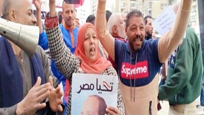 لليوم الثاني.. آلاف المواطنين يتوجهون للإدلاء بأصواتهم في تعديلات الدستور