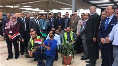 بالصور.. قيادات الطيران يتفقدوا لجان الاستفتاء على الدستور بالمطار
