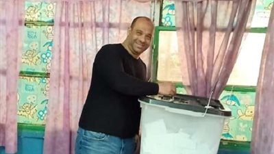 وليد صلاح الدين يشارك في التصويت على التعديلات الدستورية