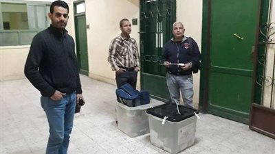 غلق اللجان بمنطقة بولاق الدكرور بعد انتهاء عملية الاستفتاء لليوم الثاني