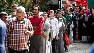 القاهرة تنهى اليوم الأول للاستحقاق الدستورى وسط أجواء احتفالية