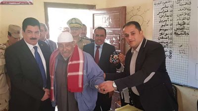مدير إدارة الحرب الإلكترونية ومحافظ القليوبية يتفقدان اللجان الانتخابية