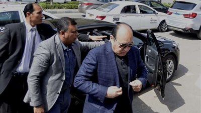 بالصور.. وزير الداخلية الأسبق يدلي بصوته في الاستفتاء على تعديل الدستور