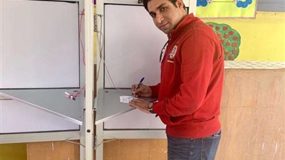 محمد شيحة يدلي بصوته في الاستفتاء على التعديلات الدستورية