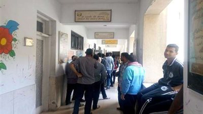 بالصور.. توافد الناخبين بمدينة نصر بعد ساعة الراحة للمشاركة بالاستفتاء