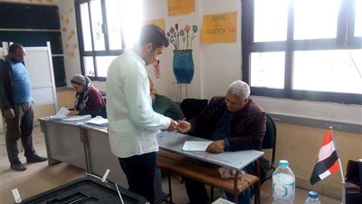 رئيس لجنة بمجمع الملك فهد: وعي الشباب دفعهم للمشاركة بكثافة في الاستفتاء