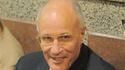 وزير الإنتاج الحربي يوقع بروتوكولا لتسويق منتجات شركة حلوان للمعدات