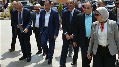 مدبولي يصل بورسعيد لمتابعة إطلاق منظومة التأمين الصحي الشامل