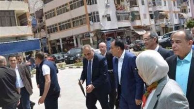 خمس وزراء يتفقدوا مبني هيئات التأمين الصحي الشامل ببورسعيد