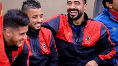 الظهير الأيسر للأهلي يغيب عن التدريبات الجماعية بسبب الإصابة