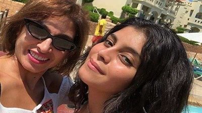 بالصور.. روجينا تحتفل بعيد ميلاد ابنتها على طريقتها الخاصة