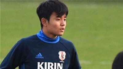 باريس سان جيرمان وريال مدريد يتنافسان علي ضم 