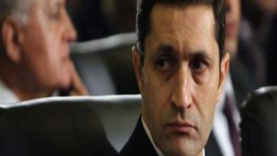 علاء مبارك يوجه رسالة إلى والده بمناسبة عيد تحرير سيناء