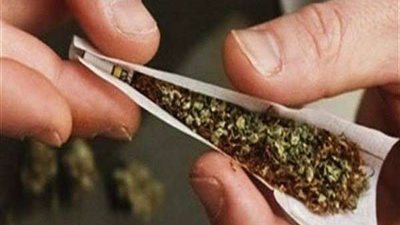 سقوط مهرب مخدرات في مطار القاهرة أثناء رجوعه من سويسرا