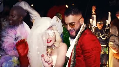 مادونا تخطف الأنظار في كليب 