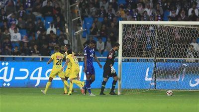 رسميًا.. إقالة زوران من تدريب الهلال السعودي بعد فضيحة التعاون