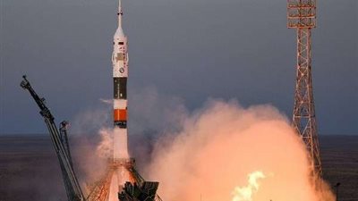 روسيا تطلق قمر اتصالات متطورا